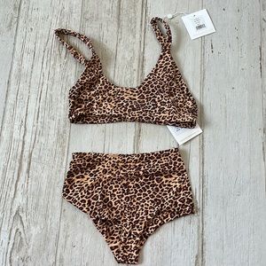 New! MAI deluxe bikini set in safari. Like acacia